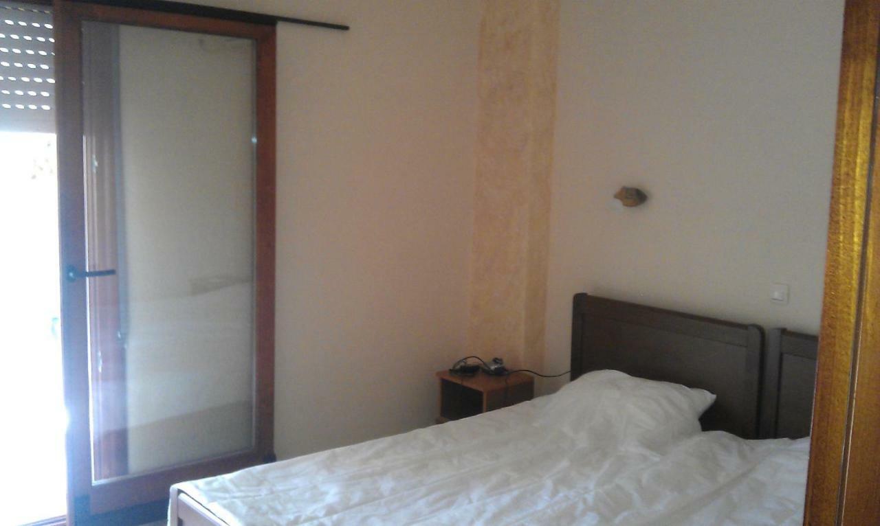 Apartment 60M From Sea! Nea Kallikrateia Extérieur photo